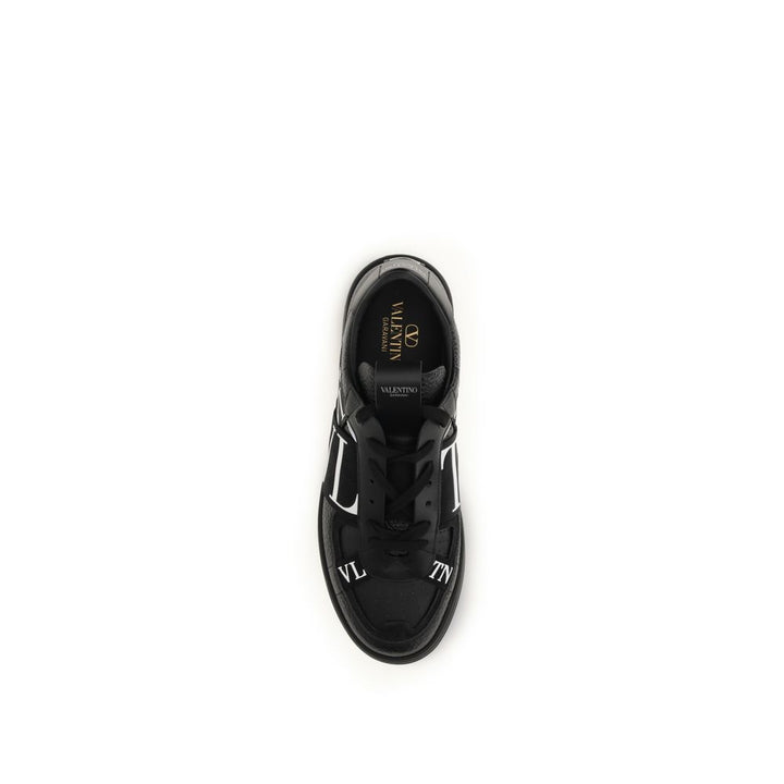 Valentino Garavani Black Calf Leather Bos Taurus Low Top Sneakers