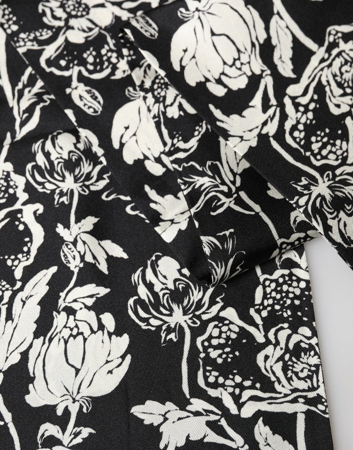 Dolce & Gabbana Black White Silk Floral Print Fringe 136cm X 15.5cm  Scarf