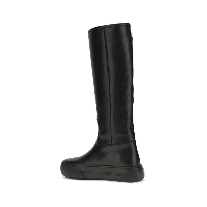 Chloé Black Calf Leather Bos Taurus Flat Boots