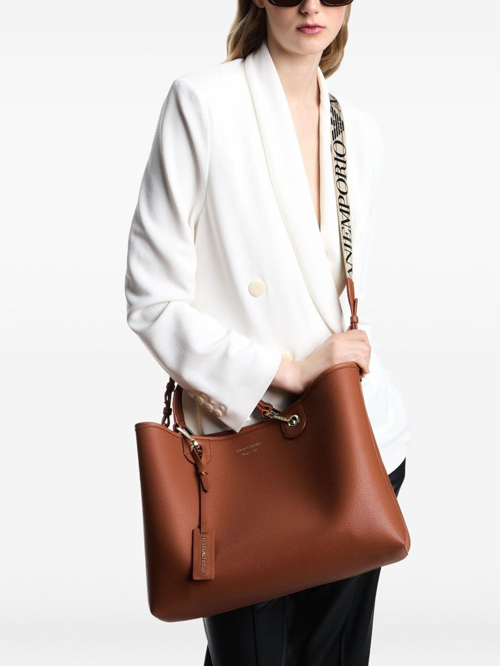Emporio Armani Bags.. Leather Brown