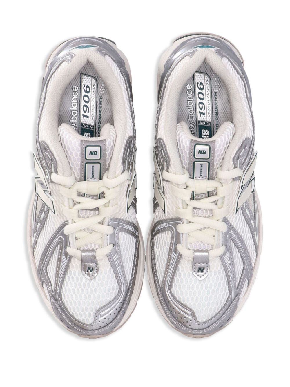 New Balance Sneakers Silver