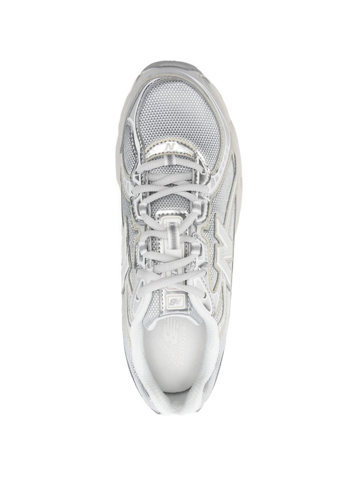 New Balance Sneakers Silver