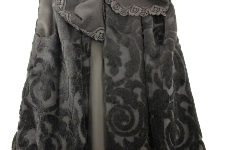 NOEMI ALEMÁN Elegant Black Brocade Cape Coat Jacket