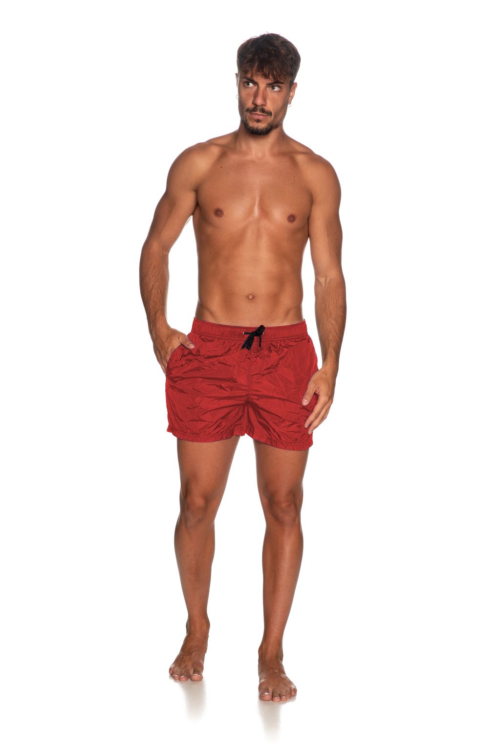 Refrigiwear Chic Red Beach Shorts for Men with Stretch Comfort
