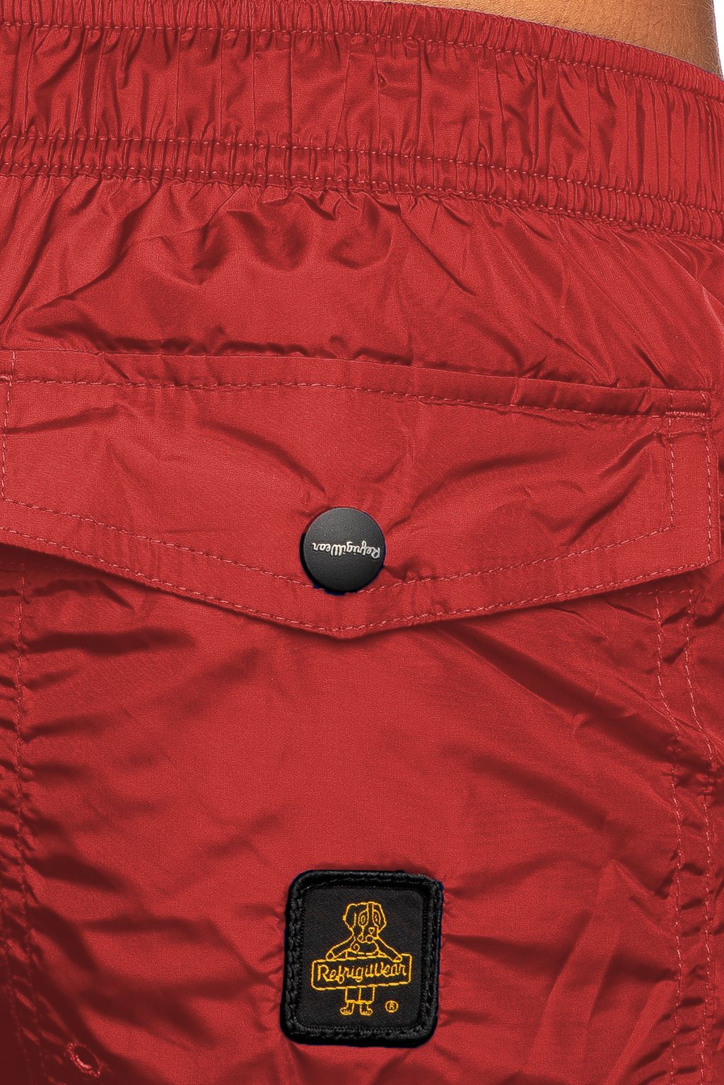 Refrigiwear Chic Red Beach Shorts for Men with Stretch Comfort